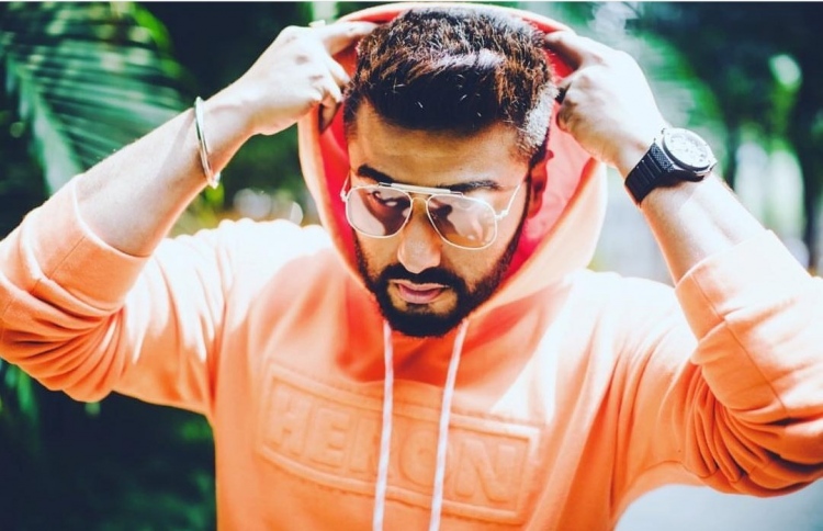 އަރްޖުން: އޭނާ ބުނަނީ ކައިވެނި ކުރަން އަދި ތައްޔާރު ނޫން ކަމަށް.