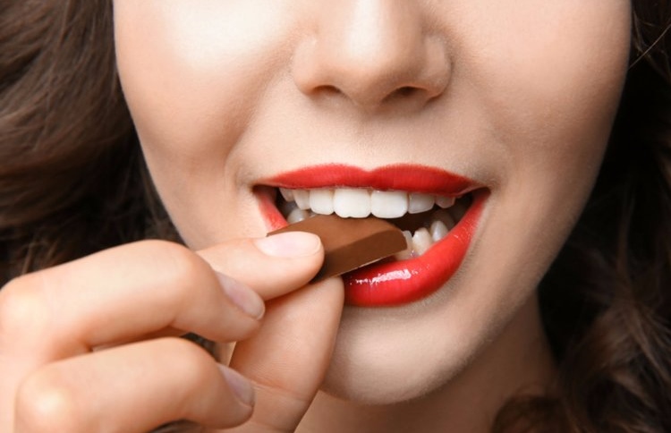 ކޮންމެ ދުވަހަކު ޗޮކްލެޓް ނުކާންވީ ސަބަބެއް ނެތް