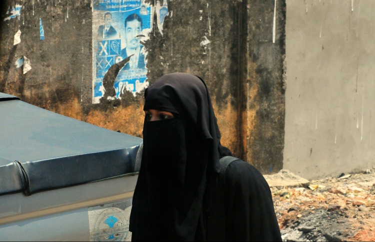 ހިޖާބް އެޅޭނެ، މަނަލީ ބުރުގާ އާއި ނިގާބް: ލަންކާ