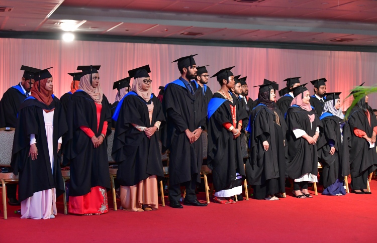 "ލޯނު ނުލިބުނީ ސެޓްފިކެޓްތަކުގެ ދެ ފުށް ހުށަނާޅާތީ"