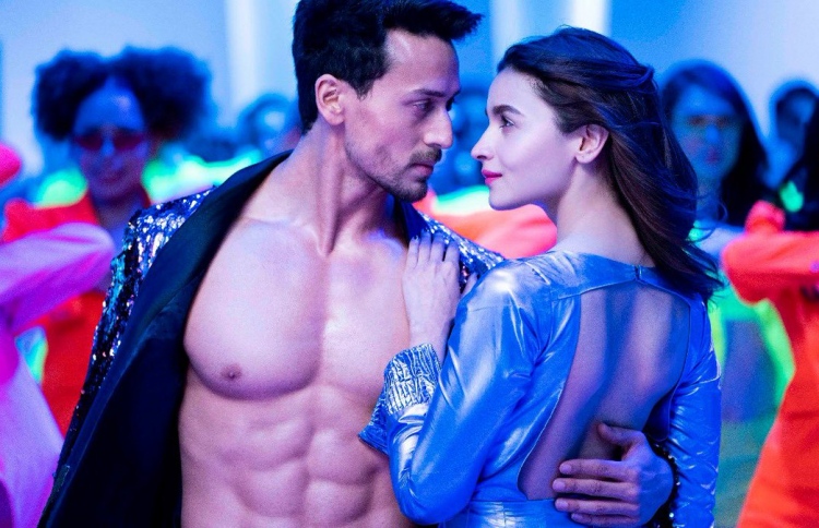 ބޮލީވުޑްގެ ޚަބަރުތައް ކުރުކޮށް