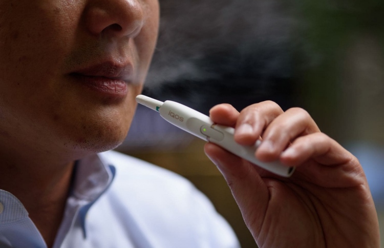 "އައިކޮސް" އަށް އެމެރިކާ އިން ހުއްދަ ދީފި