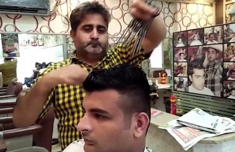 ބޯ ކޮށަން އެއްފަހަރާ 15 ކަތުރު ބޭނުންކުރާ މީހެއް