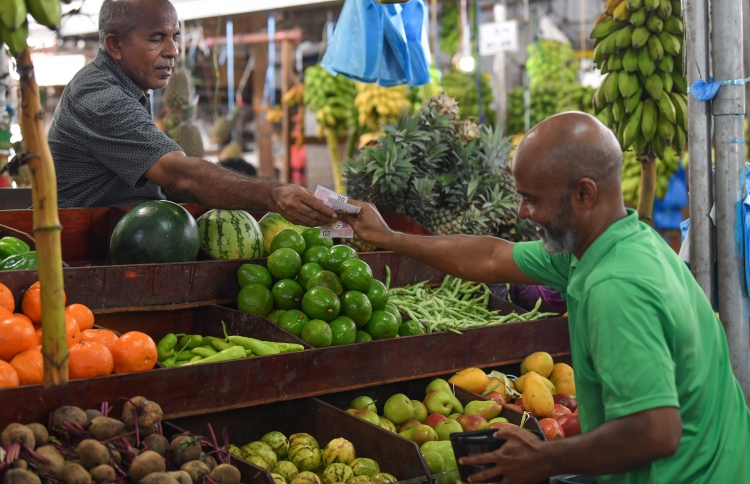 މުލަ ރޯދަ ދުވަސް، މާރުކޭޓު ތޮއްޖެހި އަގުތައް މައްޗަށް