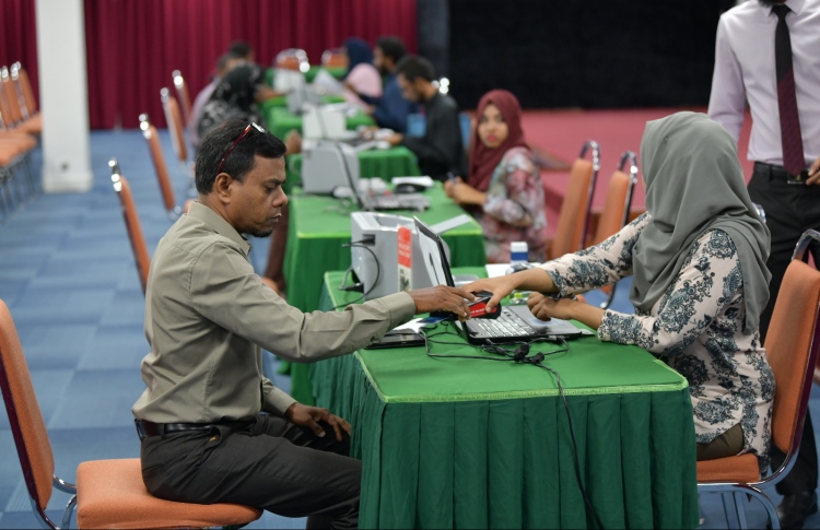 މިހާތަނަށް ޒަކާތް ދެއްކި މީހުންގެ އަދަދު މަދު: ޒާހިރު