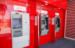 Bank of Maldives (BML) has increased the daily ATM cash deposit limit for its personal and business banking customers, a temporary measure to mitigate challenges faced by customers in making deposits during the lockdown. PHOTO: MIHAARU
