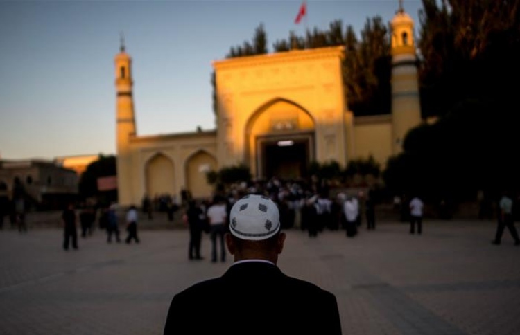 ޗައިނާގެ ޒިންޖިއާންގައި އެތައް މިސްކިތެއް ތަޅާލައިފި