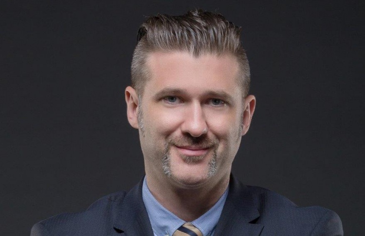 އުރީދޫގެ ޗެއާމަނަކަށް އާ ބޭފުޅަކު އައްޔަންކޮށްފި