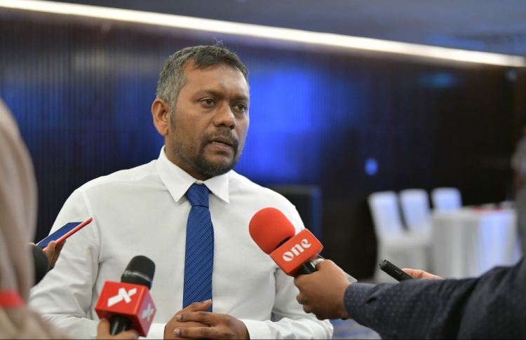 ފައްޔާޒުގެ ވޯޓު ފާސްކުރަން ވޯޓު ހަމައެއް ނުވޭ