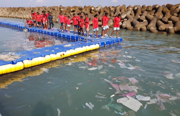 ފަތާ ޓްރެކް: ފުރަތަމަ ސަލާމަތްކުރަން ޖެހެނީ ނަޖިހުން!