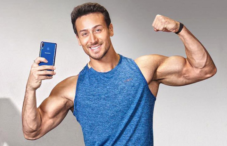 ބުޓިއާގެ ރޯލް ކުޅޭ ވާހަކަ ޓައިގާ ދޮގުކޮށްފި