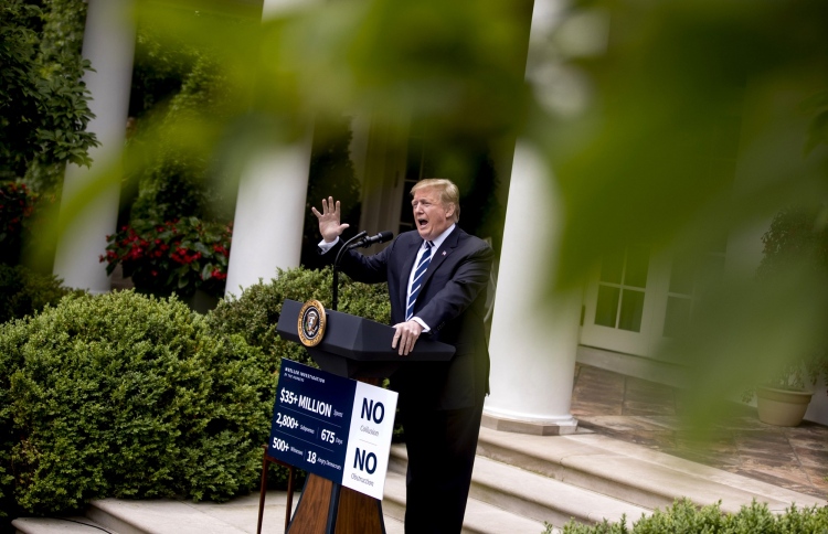 ޓްރަމްޕްގެ ރުޅިގަނޑު އަނެއްކާވެސް ފަޅައިގެން ހިނގައްޖެ