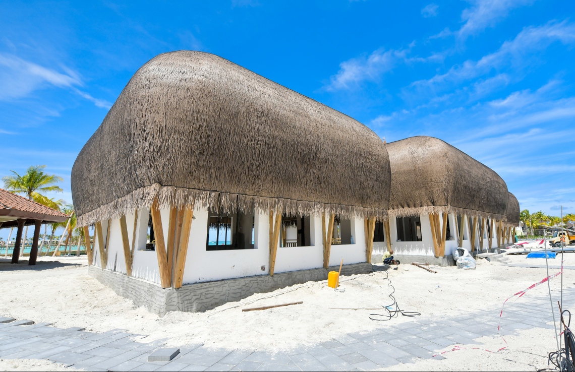 އެނބޫދޫ ފިނޮޅު: މޭ 25، 2019- ކްރޮސްރޯޑްސްގެ ނަމުގައި އެނބޫދޫ ފިނޮޅުގައި ތަރައްގީ ކުރާ ހާއްސަ ސަރަހައްދުގެ އިމާރާތްތަކެއް.---ފޮޓޯ: ހުސައިން ވަހީދު/މިހާރު