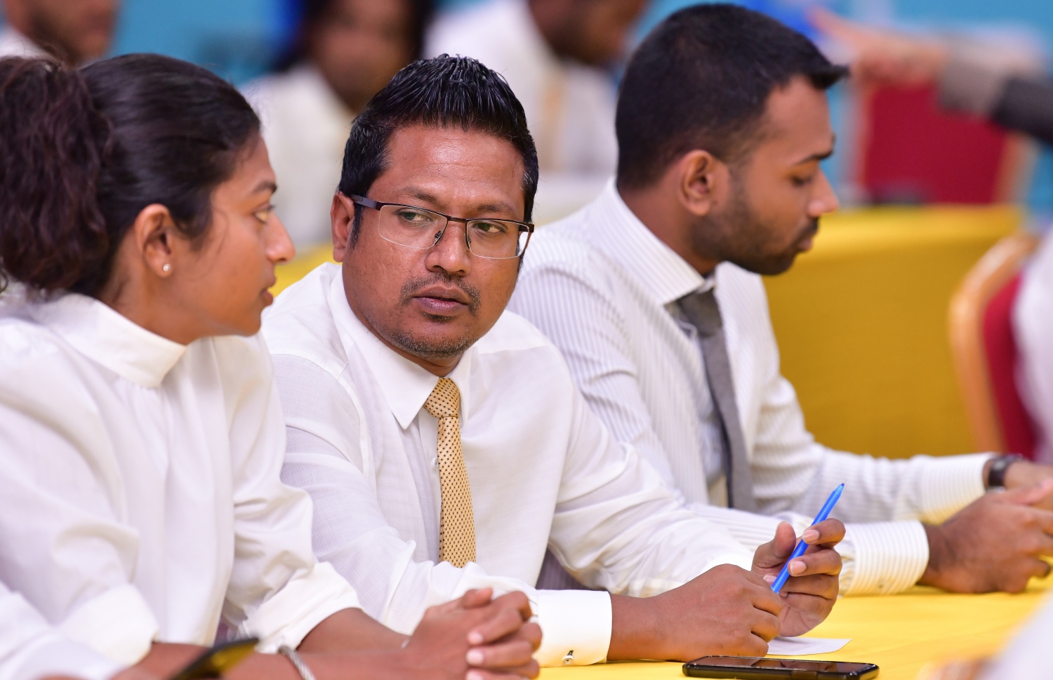 އެމްޑީޕީގެ ޕީޖީ ބައްދަލުވުމެއްގައި މާފަންނު މާފަންނު އުތުރު ދާއިރާގެ މެމްބަރު އިމްތިޔާޒް ފަހުމީ، ގަލޮޅު ދެކުނު ދާއިރާގެ މެމްބަރު މީކާއީލް އަހުމަދު ނަސީމް އަދި މަޖިލީހުގެ ނައިބު ރައީސް އީވާ އަބްދުﷲ ބައިވެރިވަޑައިގަންނަވަނީ.