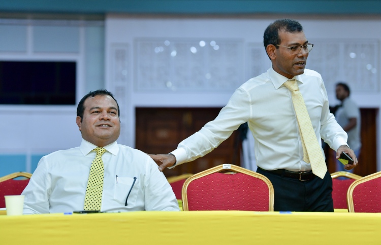 ކޮމިޓީތައް ބަދަލުނުކޮށްދިން މައްސަލަ ހޫނުވެއްޖެ