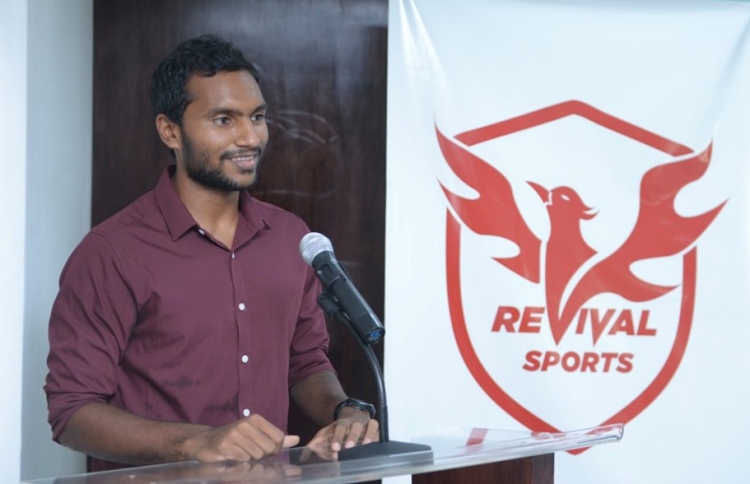 ކްލަބެއް އުފައްދައި ޒަޔާން ފުރުސަތުތައް ހޯދައިދެނީ