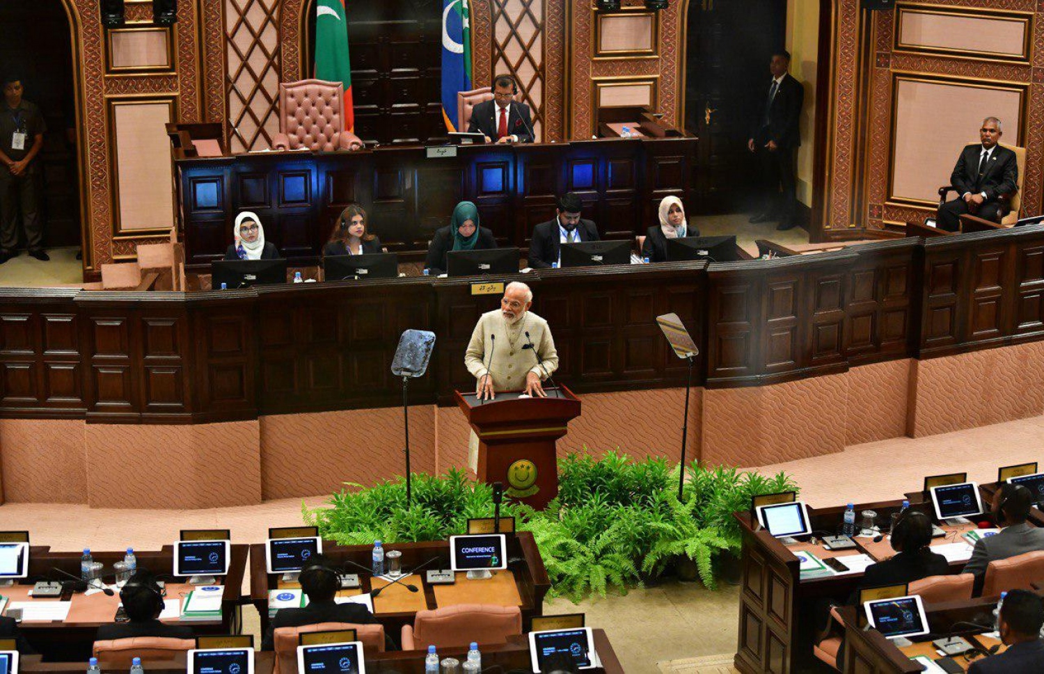 މޯދީ މިރޭ ރައްޔިތުންގެ މަޖިލީހުގައި ތަގުރީރު ކުރައްވަނީ - ފޮޓޯ؛ ހުސެއިން ވަހީދު/ މިހާރު