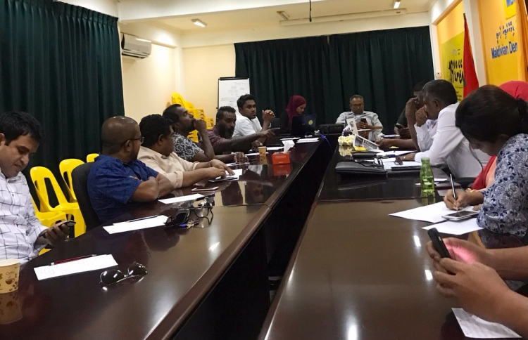 ލޯނު ނުލިބުމުގެ ކަންބޮޑުވުން މިނިސްޓަރާ ހިއްސާކޮށްފި