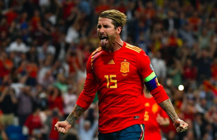 ސްޕެއިނުން މޮޅުވުމުގެ ރެކޯޑް ދަމަހައްޓައިފި