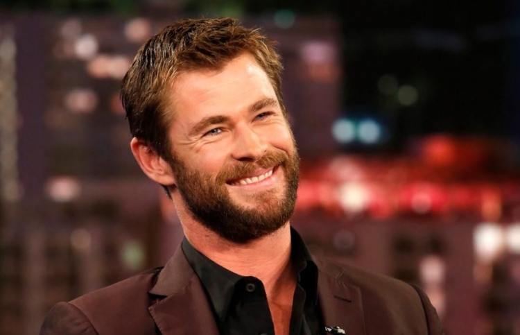 ބޮލީވުޑްގެ ފިލްމަކުން ފެނިދާނެ: ކްރިސް ހެމްސްވޯތު