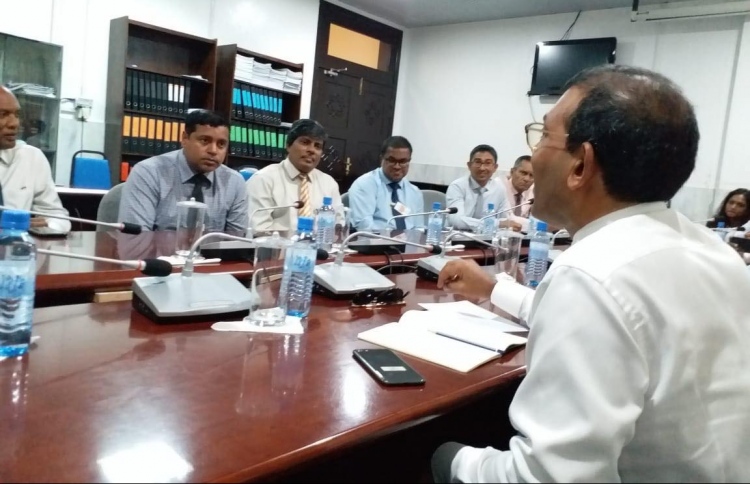 އެމްޑީޕީން ކަރަންޓާ ގުޅޭ ވެރިންނާ ބައްދަލުކޮށްފި