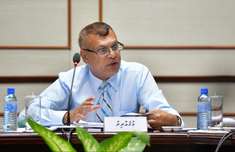 މެމްބަރު ޝަރީފަށް މަރުގެ އިންޒާރު ދީފި