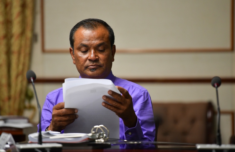 ދިރާގުޓީވީ މަނާވާ ގަވައިދު ބަދަލުކުރަން އަންގައިފި