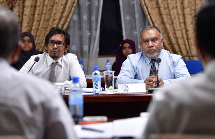 އަރީފު ކޯޓުގެ ދިފާއުގައި، ޖޭއެސްސީ މެމްބަރުން ދެކޮޅު!