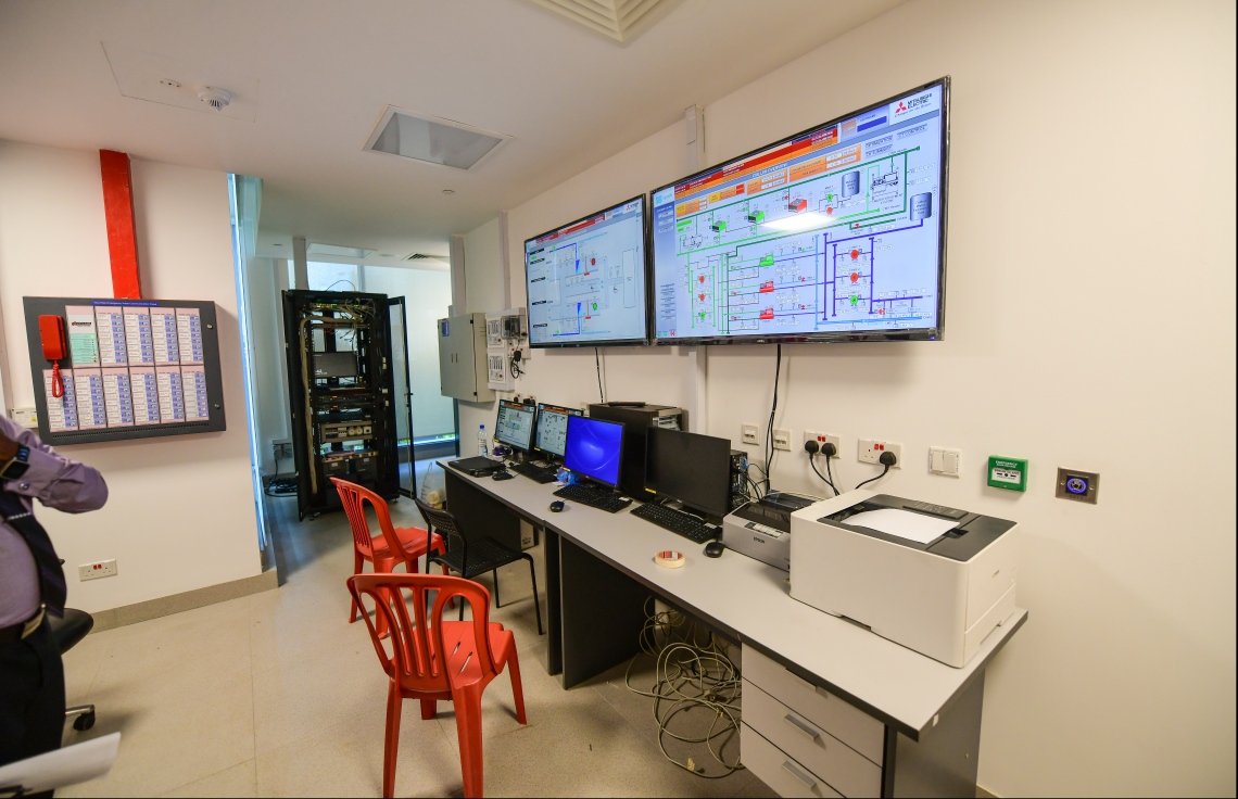 ދަރުމަވަންތަ ހޮސްޕިޓަލްގެ ކޮންޓްރޯލް ރޫމް.---ފޮޓޯ: ހުސައިން ވަހީދު/މިހާރު