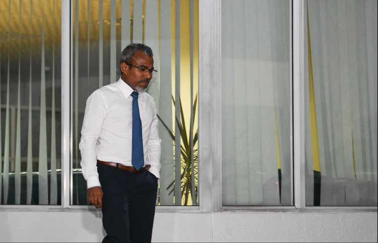 ނަފްރަތުގެ ބިލަށް ބަދަލުގެންނަން މަޝްވަރާތައް ފަށައިފި