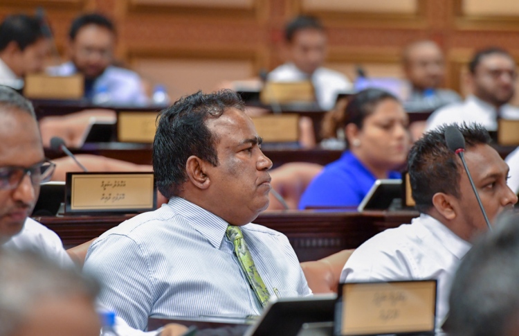 ޣަފޫރުގެ ފާޑު ކިޔުން ސުޕްރީމް ކޯޓަށް: ތިއީ ބޮޑުވަރު!