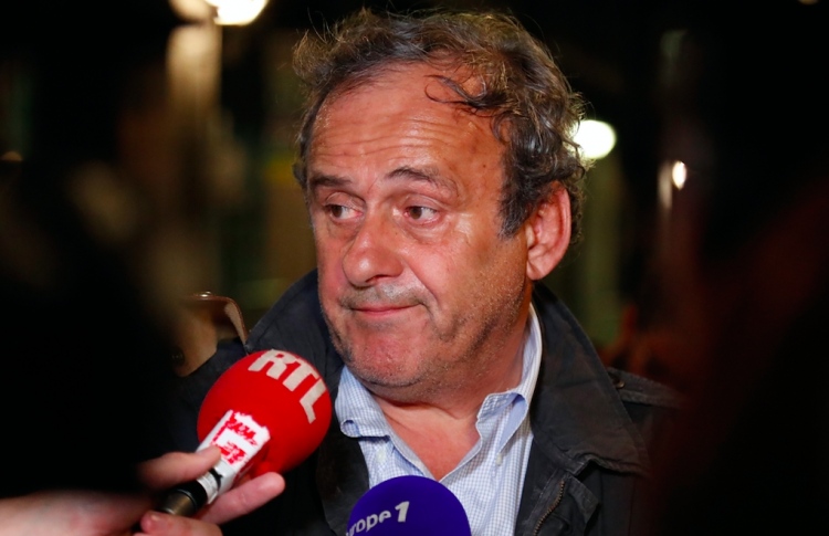 ސުވާލުކުރުމަށް ފަހު ޕްލެޓިނީ ދޫކޮށްލައިފި