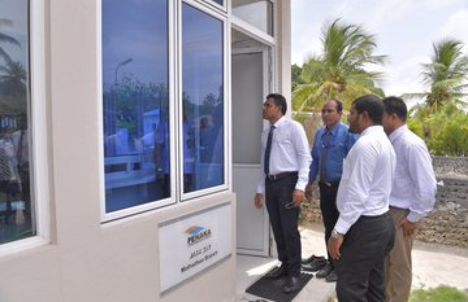 ނައިބު ރައީސް މިއަދު ހއ. މޮޅަދޫގައި. --- ފޮޓޯ: ރައީސް އޮފީސް