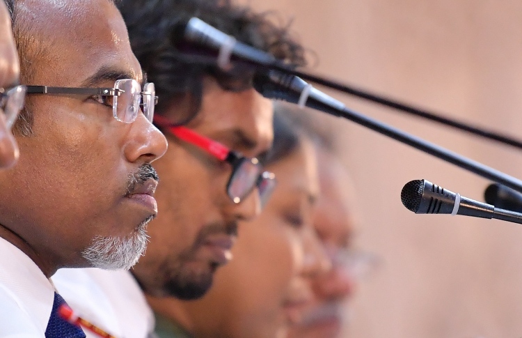 ގިނަ މީހުން އެދެނީ ޖޭއެސްސީގައި ސިޔާސީ މީހުން ނުތިބެން