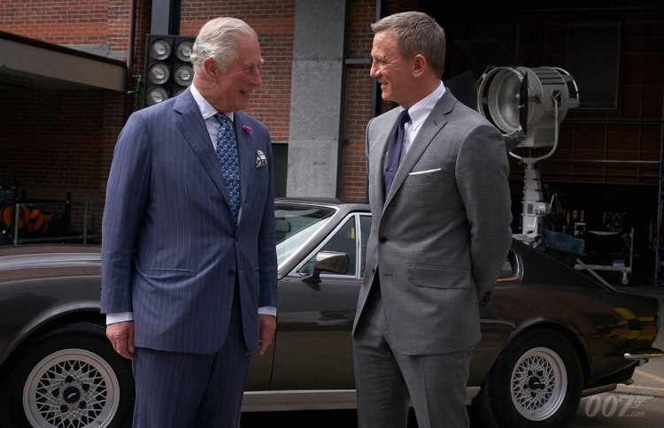 ޕްރިންސް ޗާލްސް "ޖޭމްސް ބޮންޑް 25" ގެ ސެޓްގައި