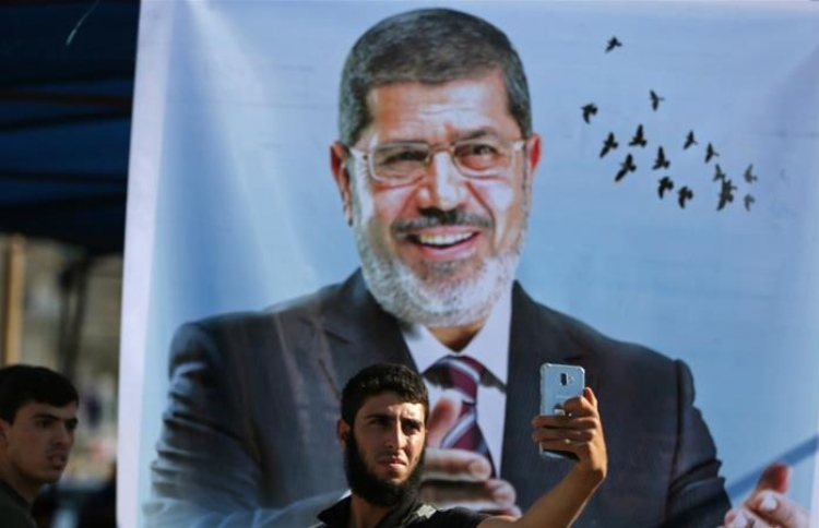 މުރްސީ އަވަހާރަކޮށްލި ކަމުގެ ތުހުމަތު ސީސީގެ މައްޗަށް