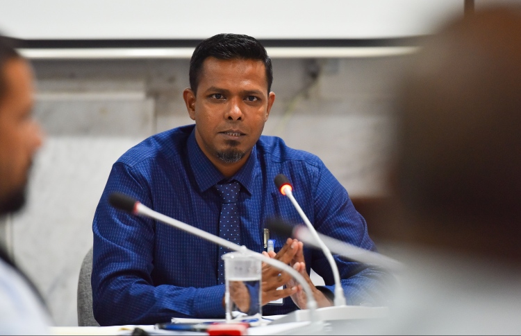 3 އަހަރުން 19 ބިލިއަން ރުފިޔާ ދައްކަންޖެހޭ: ޒިޔަތު