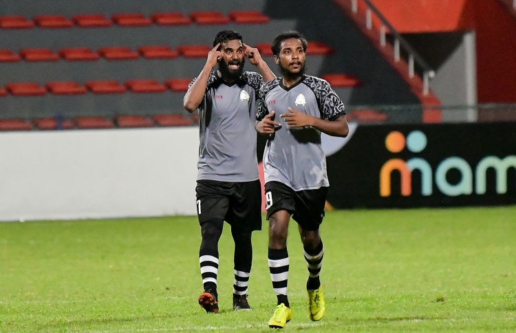 އީގަލްސް އަތުން ފަހު ވަގުތު ގްރީން އަށް ޕޮއިންޓެއް