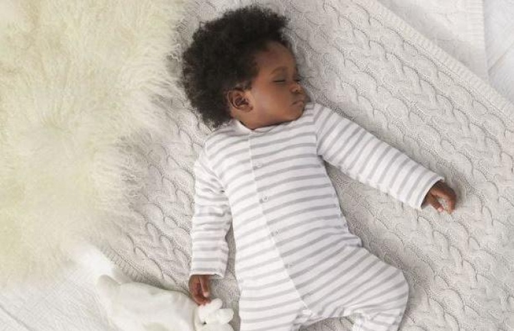 ހަމުގެ މައްސަލަތައް ހުންނަ ކުދިންނަށް ހާއްސަ ހެދުމެއް