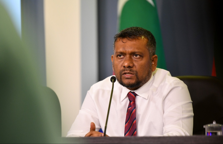 "ބޮޑުން" ޑީޕޯޓްނުކޮށް މޫތައް ހޯދަން ޖެހޭ: ފައްޔާޒް