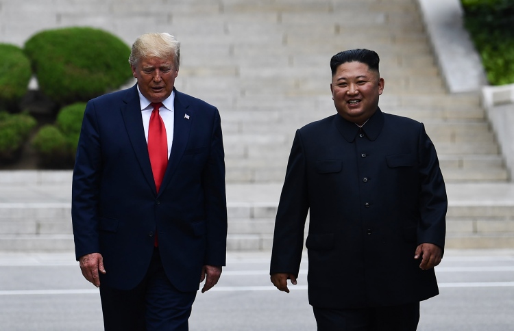 އެމެރިކާއިން ބުނަނީ މަޝްވަރާއަށް ތައްޔާރު ކަމަށް!