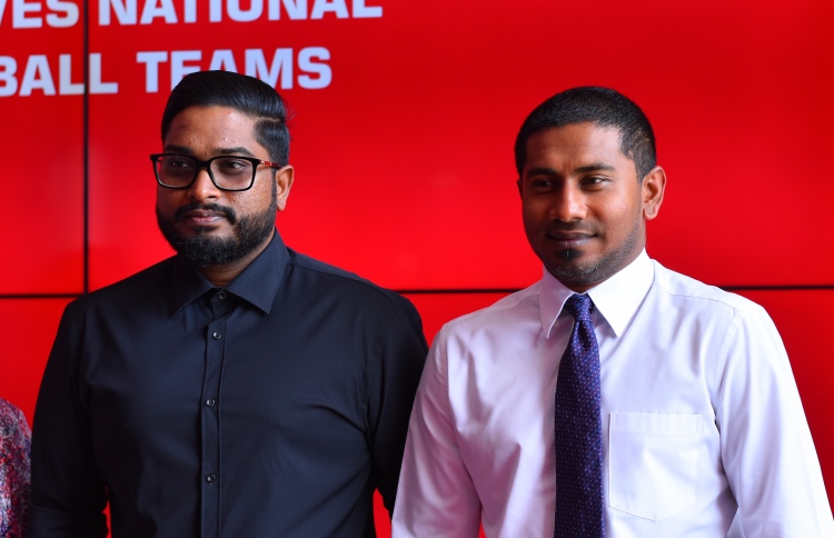 ގައުމީ ޓީމު ކޮމިޓީއާ ގުޅެން އަދި ނުނިންމަން: މަހުލޫފް