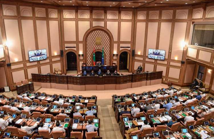 ޕްލާސްޓިކް މަނާ ކުރަން މަޖިލިހުން ގަރާރެއް ފާސްކޮށްފި