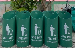Saafu Villingili announced it installed 60 dustbins. PHOTO: SAAFU VILLINGILI