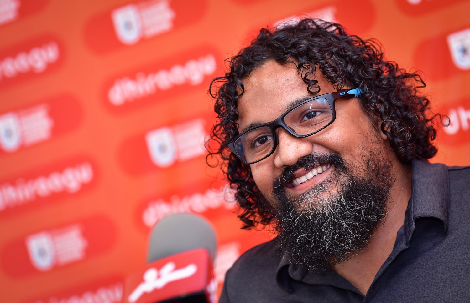 ނޫސްވެރިންގެ ބައްދަލުވުމުގައި ނިސްތާރު: މިހާރު އެންމެ ގިނަ ދުވަހު އެއް ކަލްބެއްގައި ހުރި ކޯޗަކީ އޭނާ -- ފައިލް ފޮޓޯ: މިހާރު