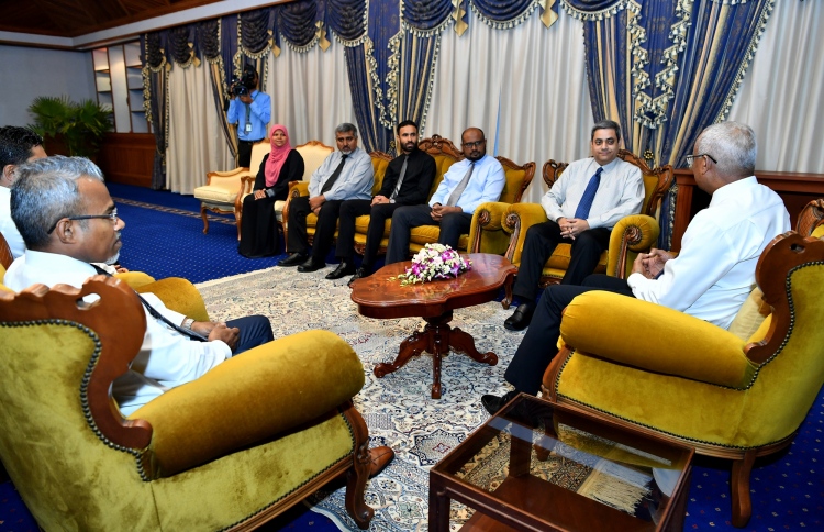 ޖޭއެސްސީއަށް ވަކީލަކު ހޮވުމުގެ އިންތިހާބަށް އީސީގެ އެހީ