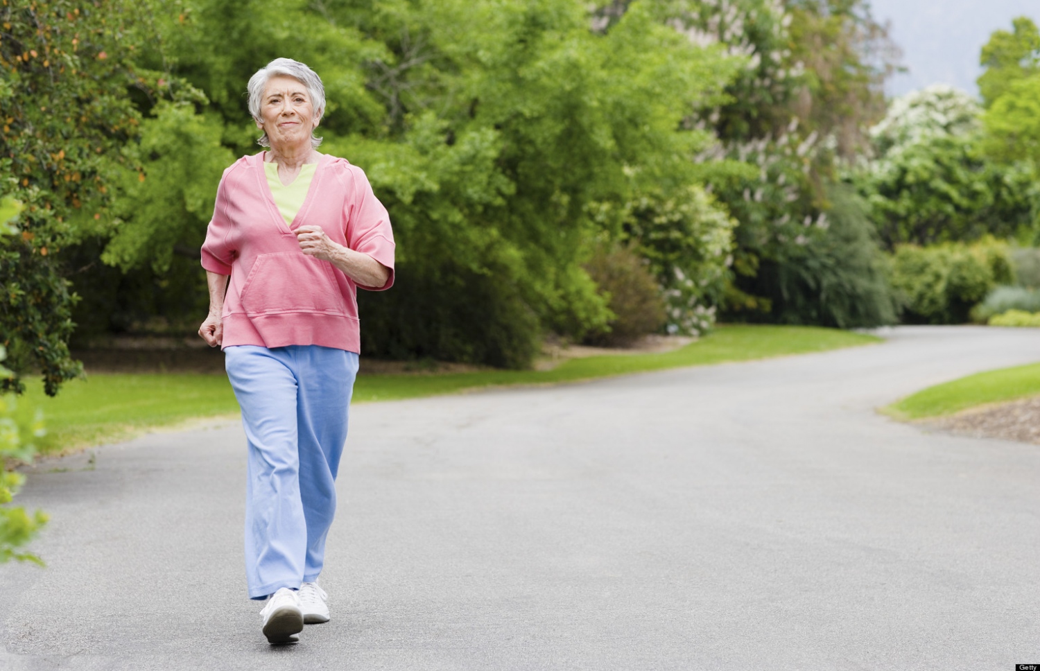 ދުވަސްވީ މީހަކު ހިނގަނީ.