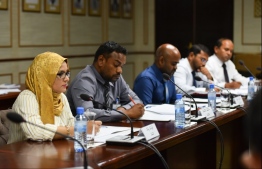 Former members of the Anti-Corruption Commission (ACC) speaking at the parliament. HUSSAIN WAHEED/MIHAARU.