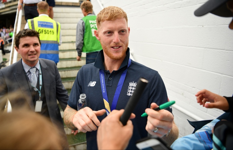 އިންގްލެންޑުގެ ސްޓޯކްސް އަށް ނިއު ޒީލެންޑުގެ އެވޯޑެއް؟