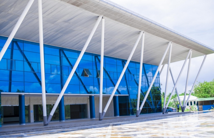 ކޮވިޑް-19: ޝައްކު ކުރެވޭ ކުޑަކުއްޖަކު ހިތަދޫން ޓެސްޓް ކުރަނީ